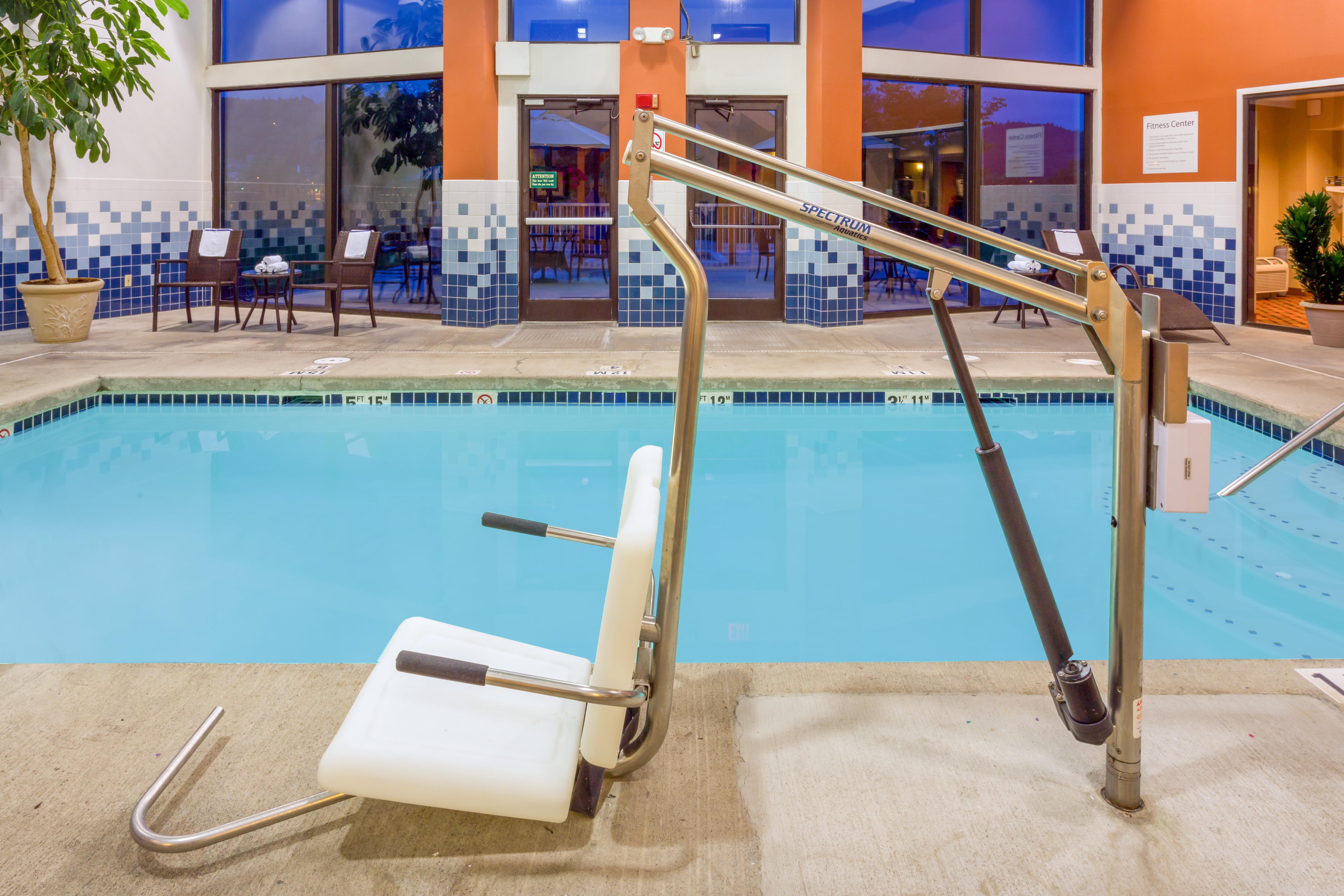 Holiday Inn Express Roseburg By Ihg Экстерьер фото