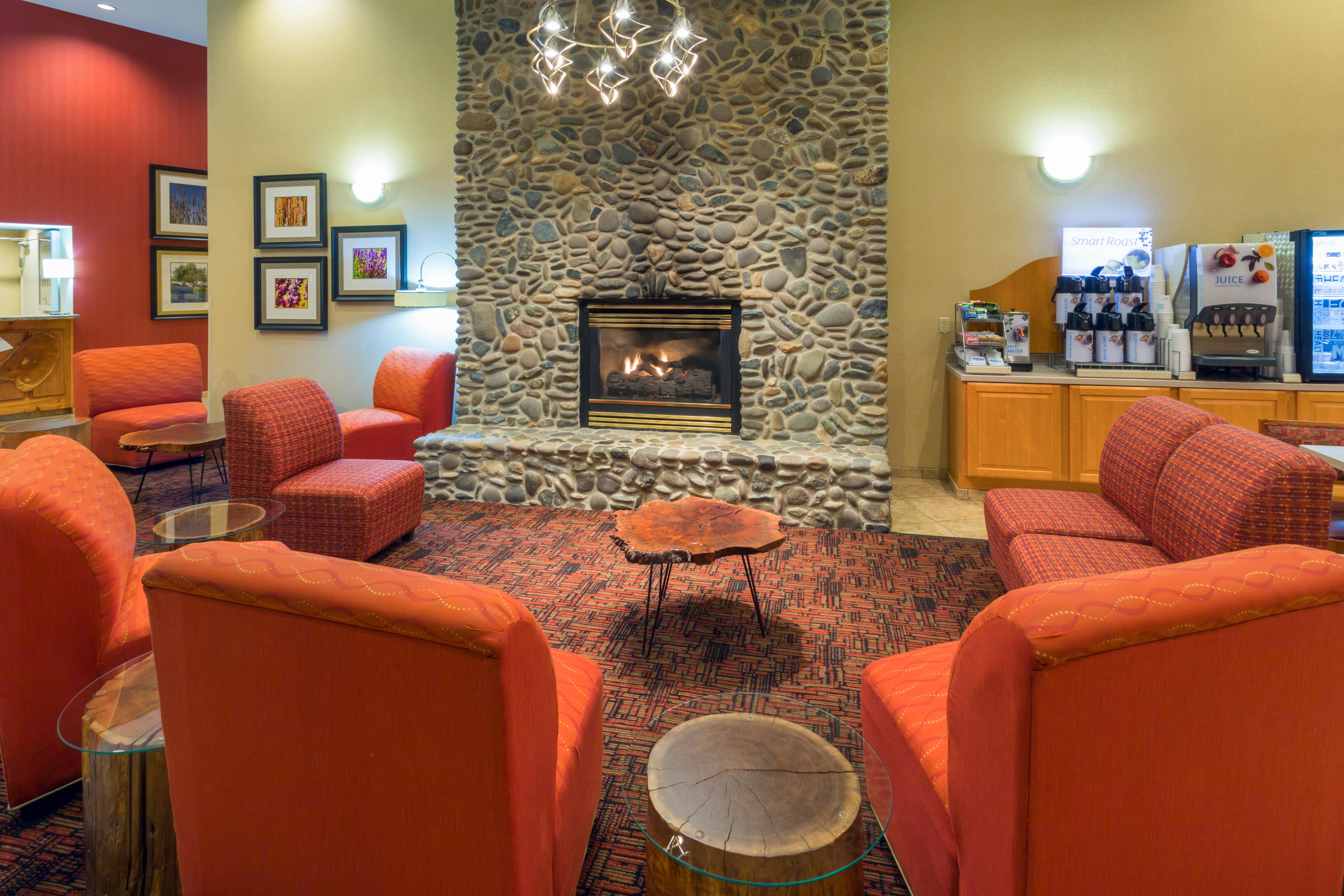 Holiday Inn Express Roseburg By Ihg Экстерьер фото