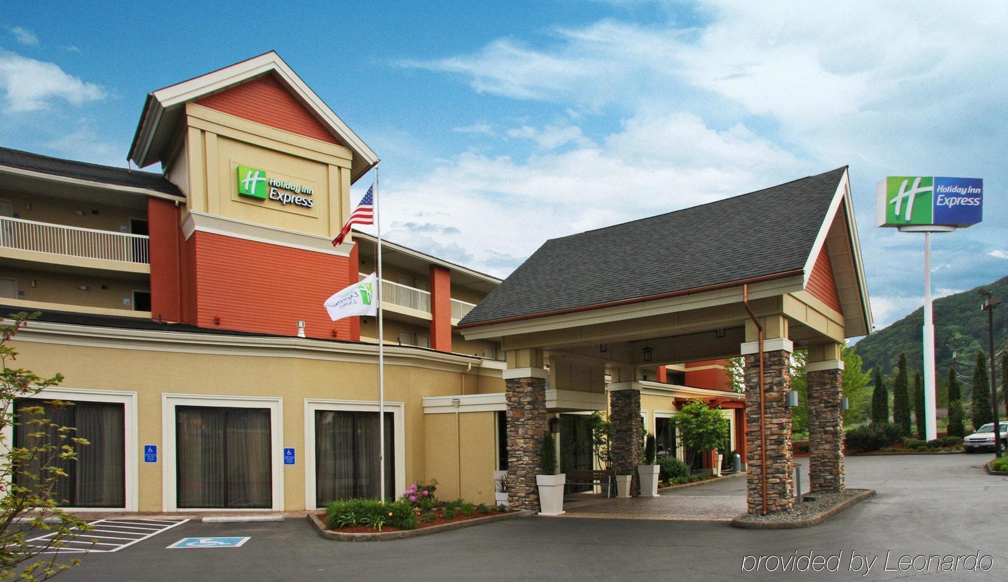Holiday Inn Express Roseburg By Ihg Экстерьер фото