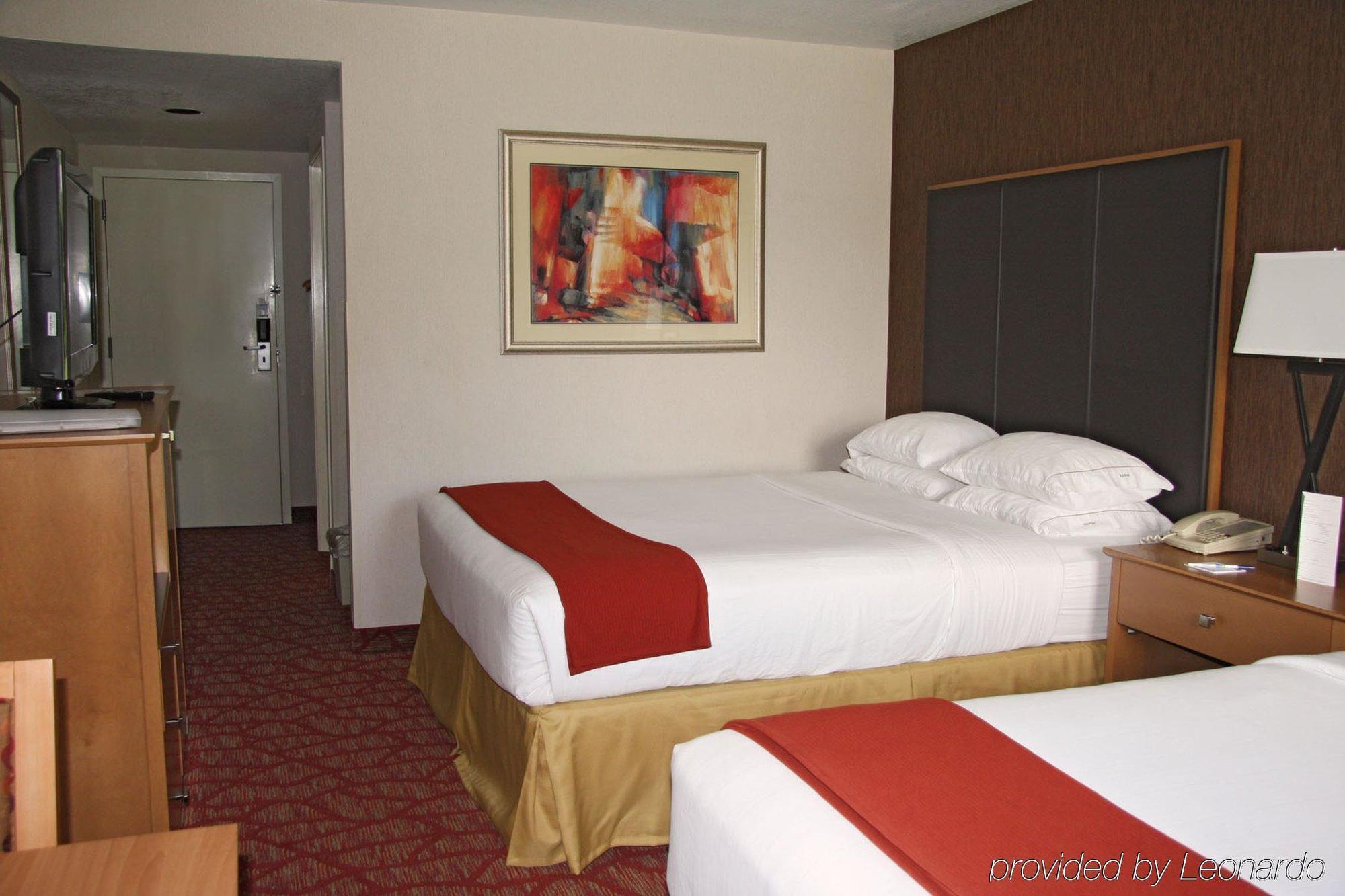 Holiday Inn Express Roseburg By Ihg Экстерьер фото